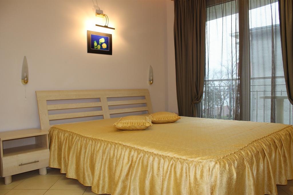 Stela Guest House Tsarevo Quarto foto
