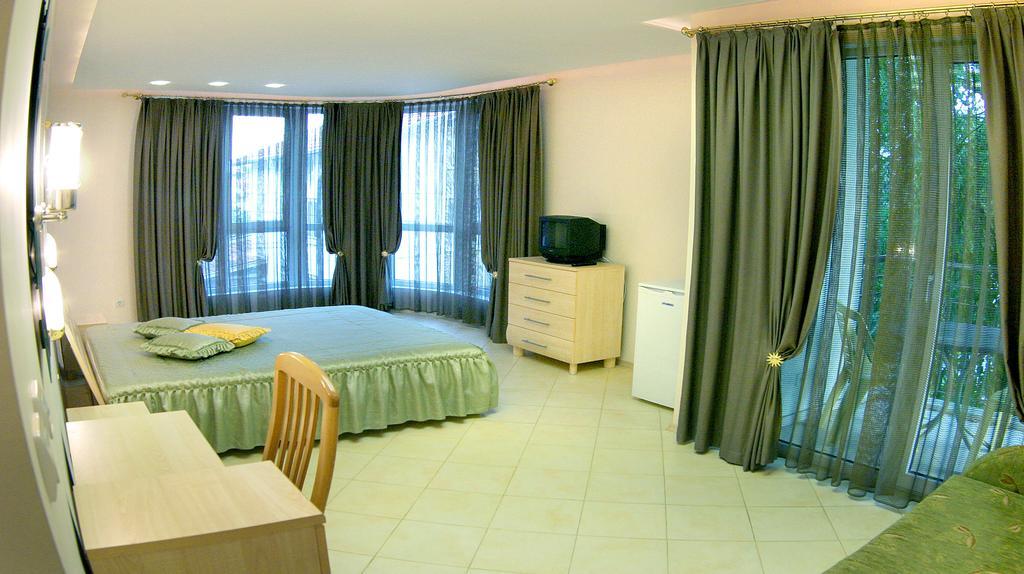 Stela Guest House Tsarevo Quarto foto